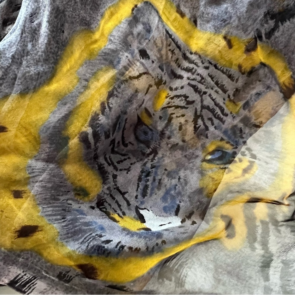 Tiger Chiffon Silk Long Scarf Shawl Wrap
40”x65”.